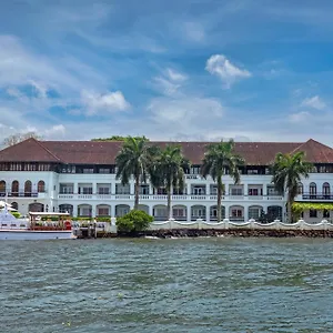 Hotel Brunton Boatyard - A Cgh Earth Experience