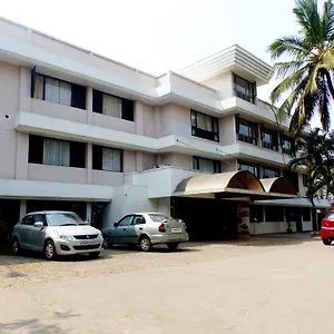 Hotel Highway Garden, Kochi