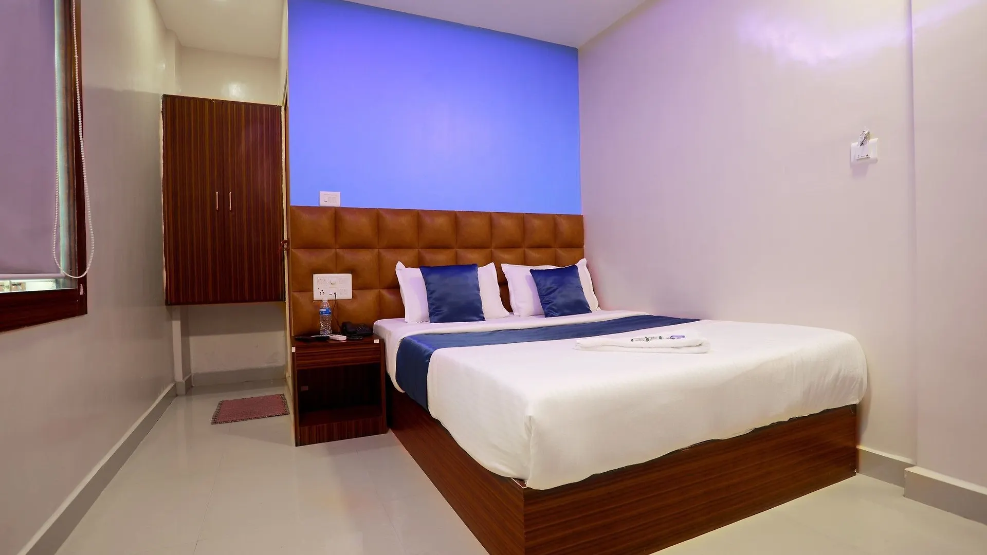 Fabhotel Blue Orchid Railway Station Kochi 3*,  India