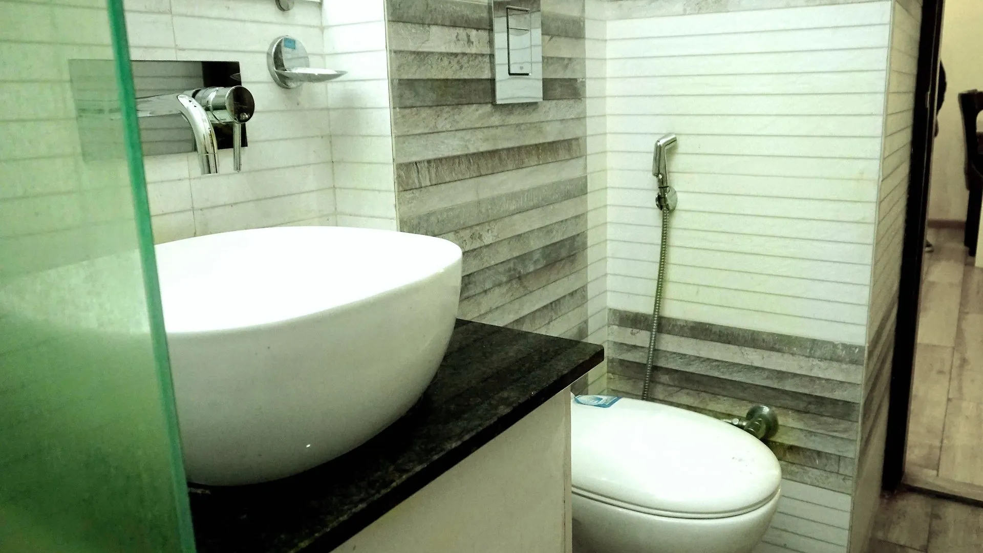 Fabhotel Blue Orchid Railway Station Kochi 3*,